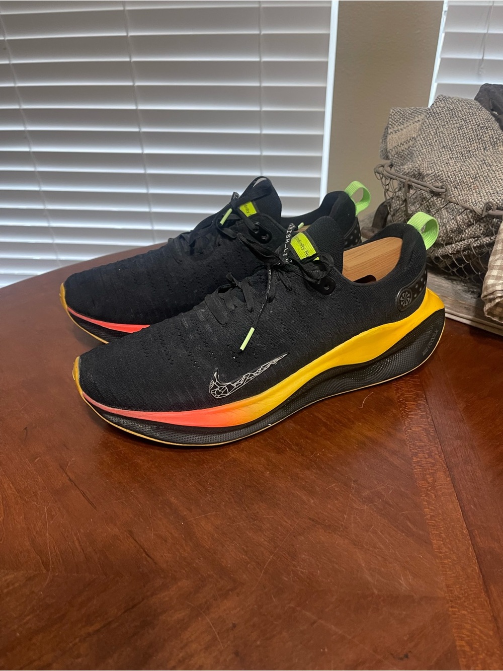 Nike ReactX Infinity RN 4 No Finish Line Mens Running Shoes FQ8347-010